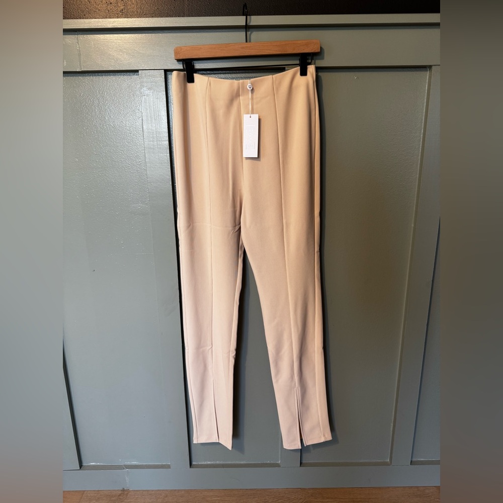 NWT SAGE THE LABEL | Ecru Split Hem Pant